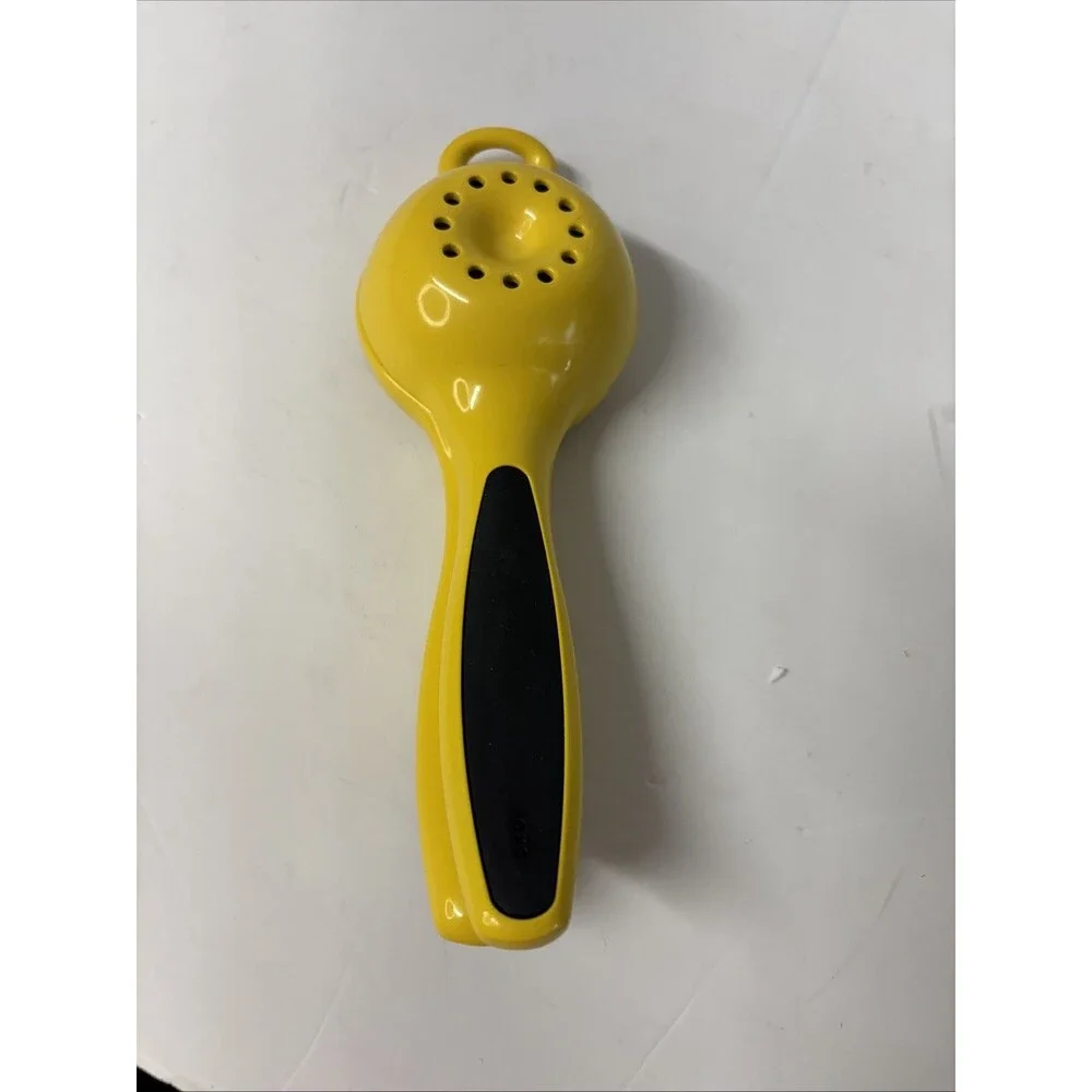 OXO Good Grips Citrus Squeezer Preowned Excellent Condition